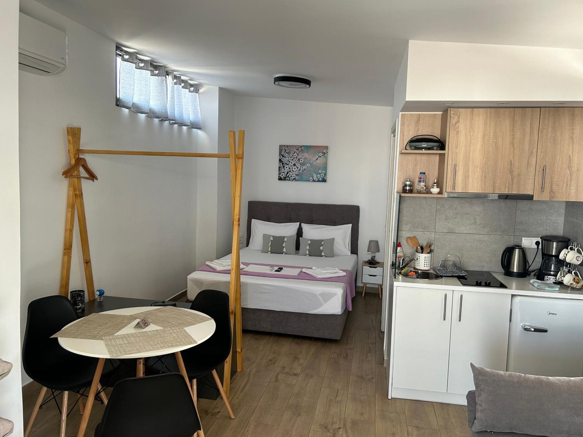 Technopolis Luxury Apartments Athena Bagian luar foto