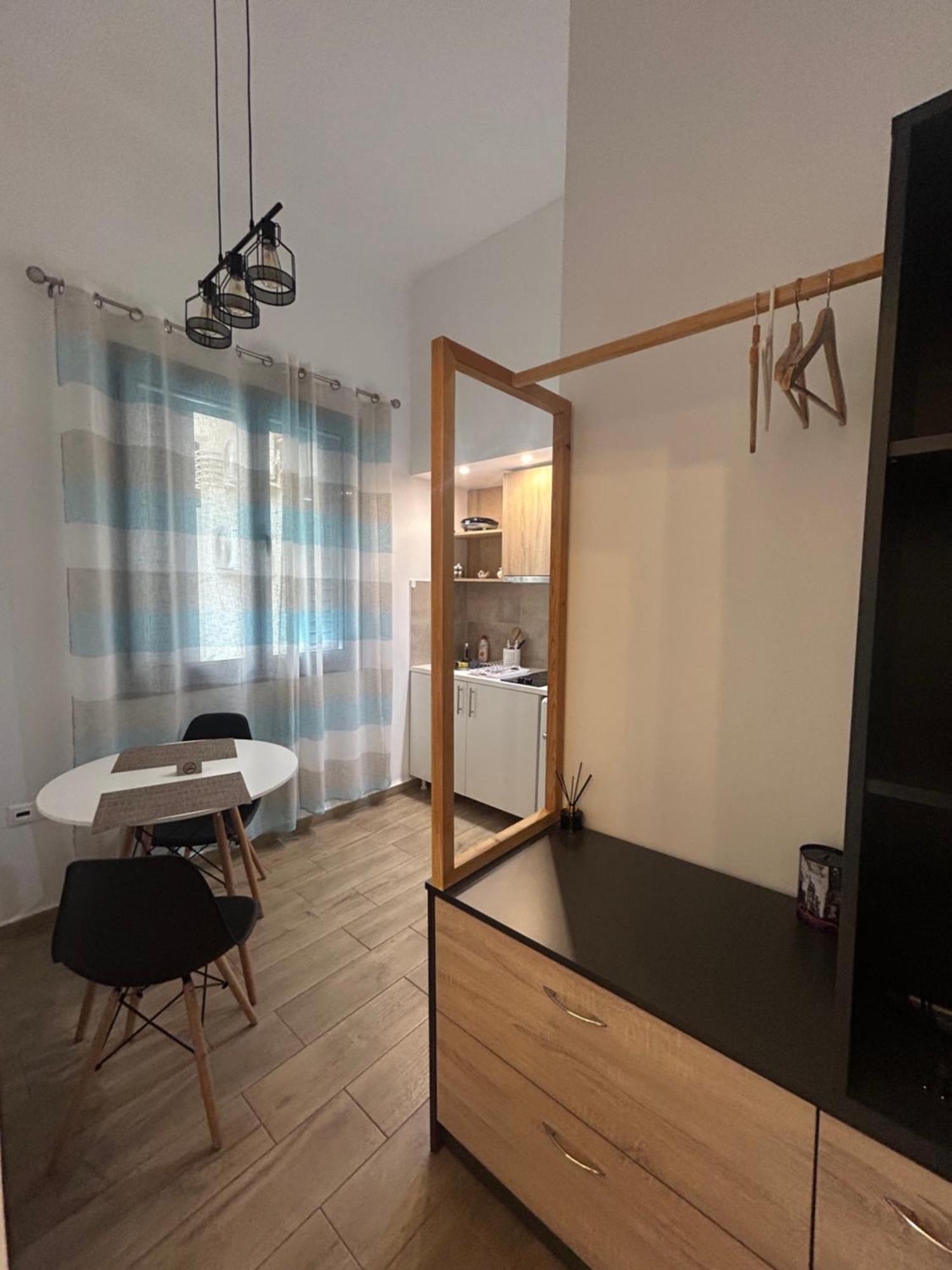 Technopolis Luxury Apartments Athena Bagian luar foto