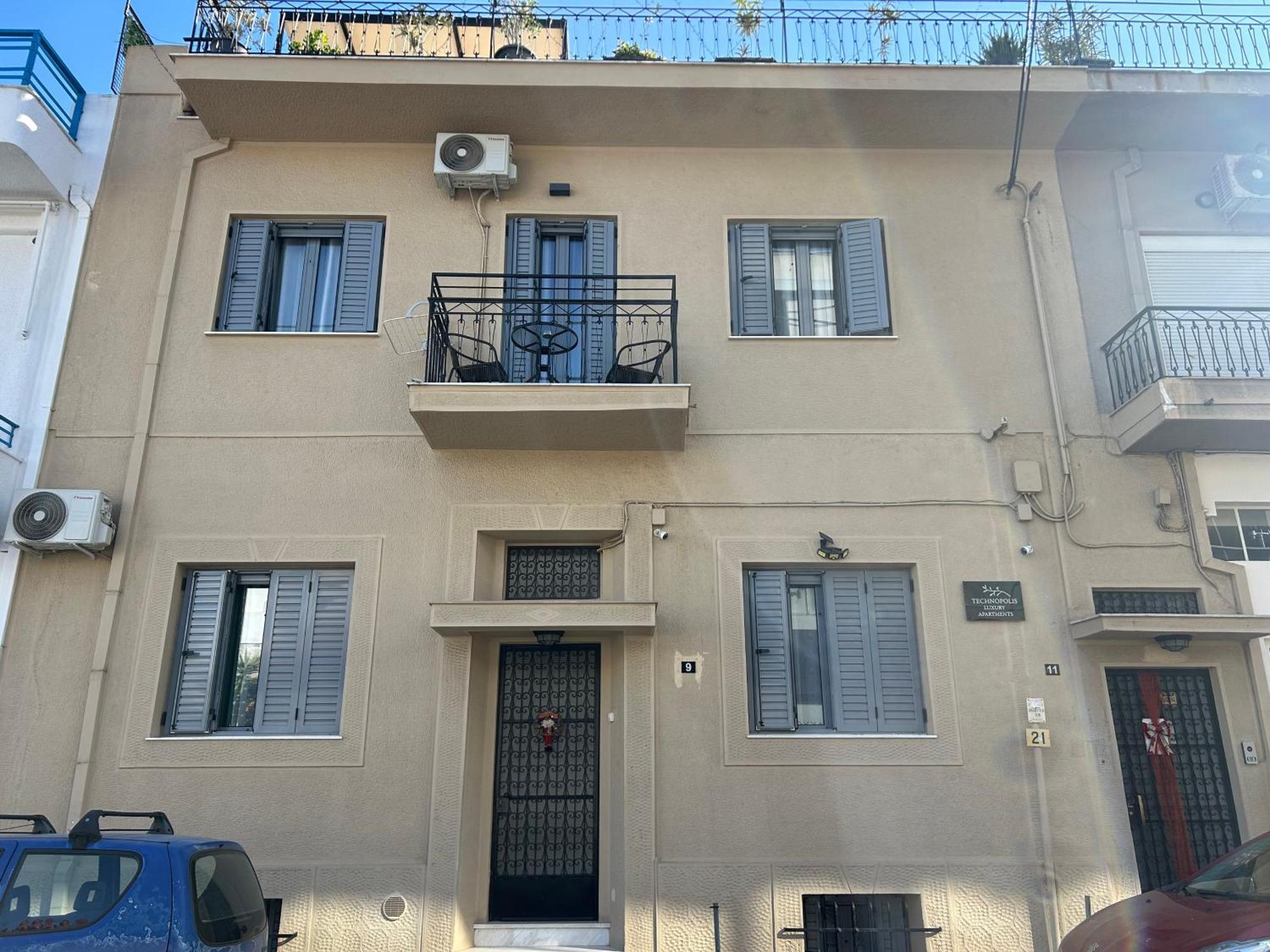 Technopolis Luxury Apartments Athena Bagian luar foto
